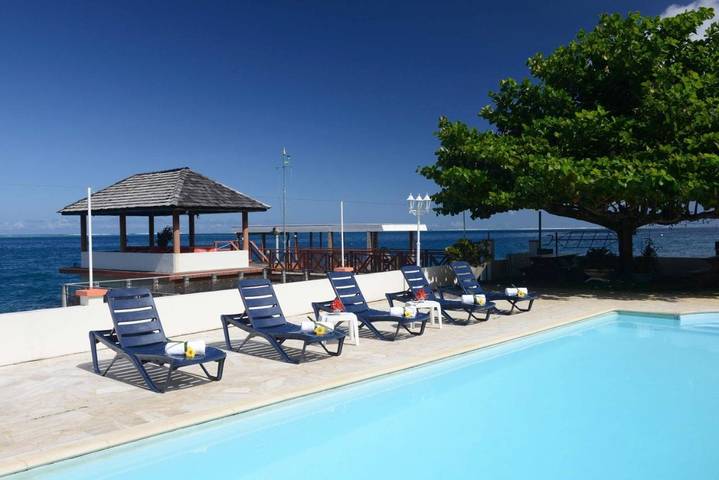 Maison d’hôte pour 4 personnes, avec terrasse ainsi que piscine et jardin