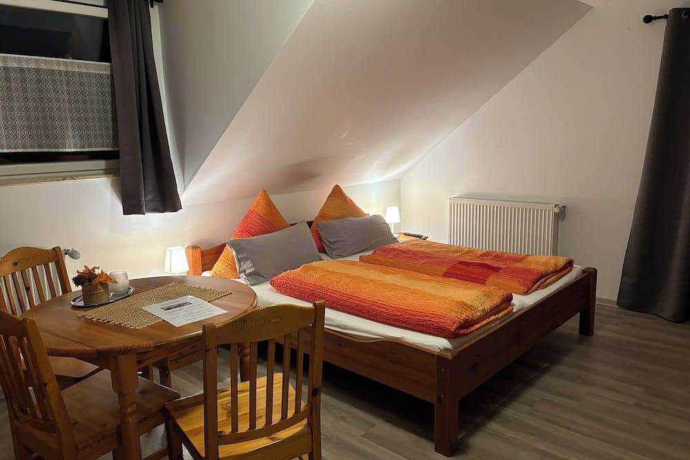 Ganze Wohnung, Ferienwohnung \"Moseltal\" in Lahnstein, Nähe Koblenz in Lahnstein, Mittelrhein
