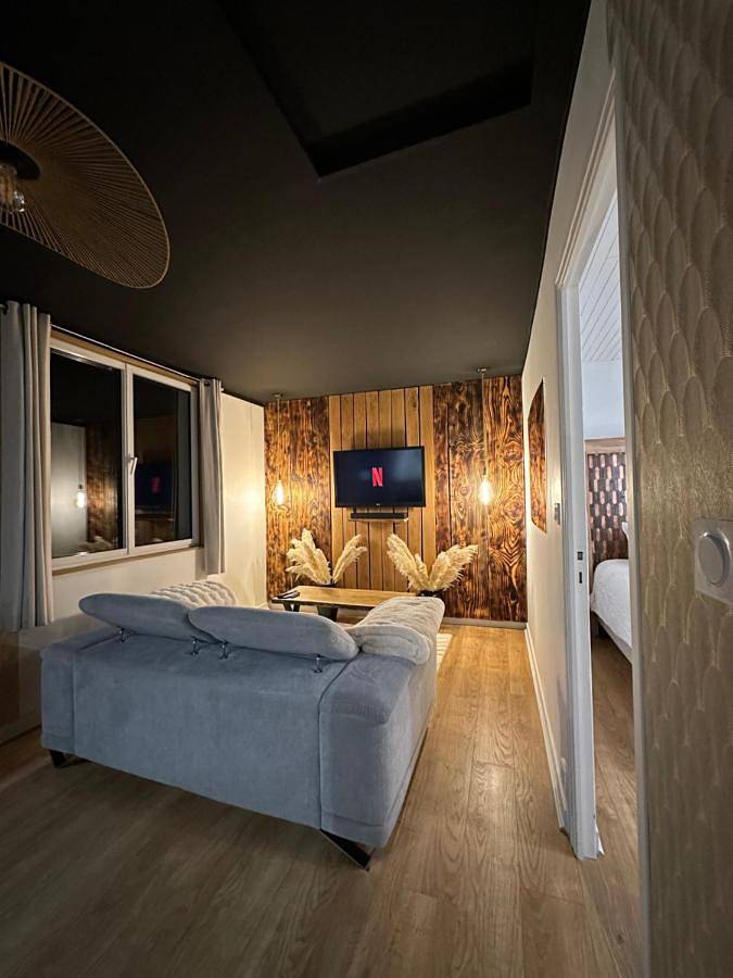 Location de vacances pour 2 personnes, avec jacuzzi et jardin à Pleyber-Christ - 4