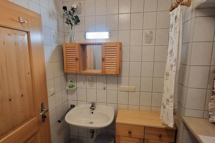 Ferienwohnung für 3 Personen, mit Terrasse und Garten in Pittenhart - 3