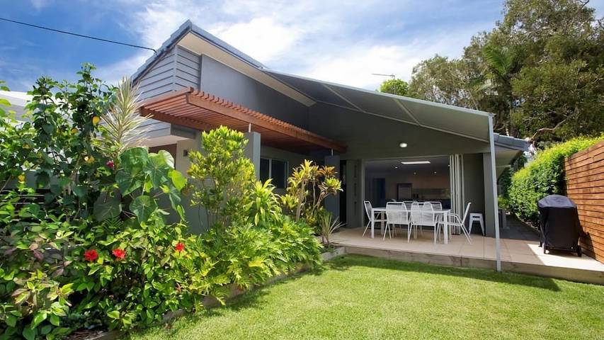 Holiday home for 8 people, with balcony in Sunshine Beach