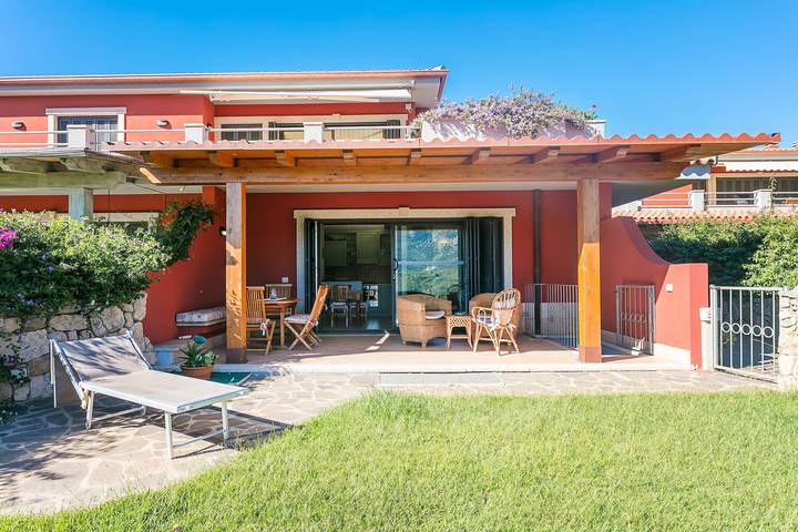 Ferienhaus für 4 Personen, mit Garten in San Pantaleo