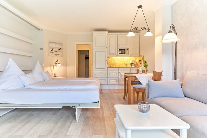 Ganze Ferienwohnung, Strandflieder, App. 18 in Westerland, Sylt (Gemeinde)