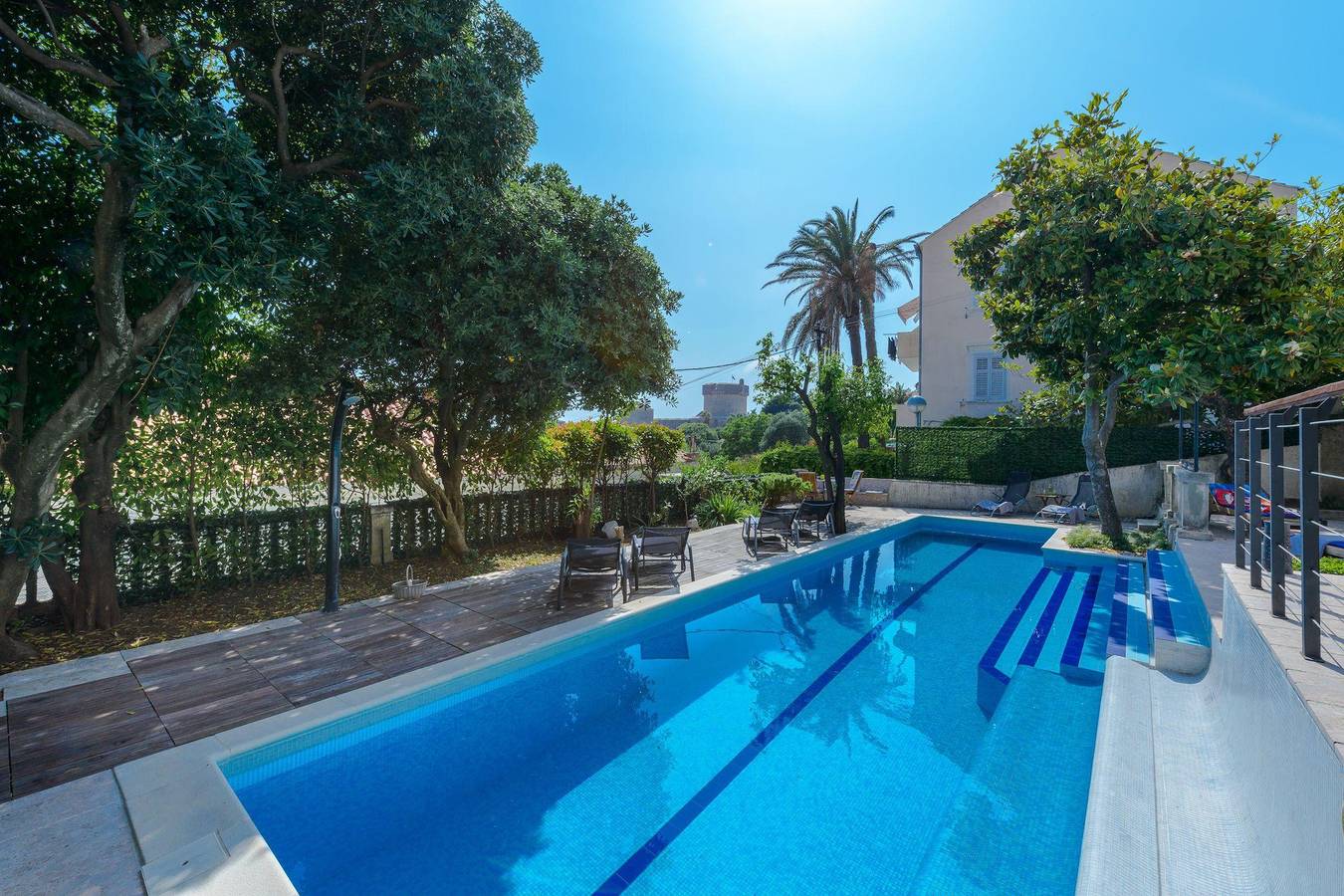 Villa Donna Paola in Dubrovnik, Grad Dubrovnik