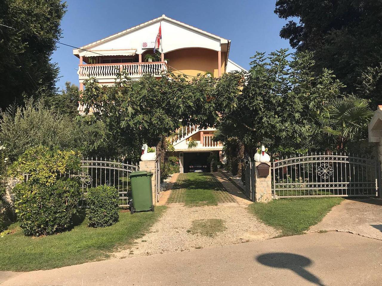 Ganze Wohnung, 1-Zimmer-Ferienwohnung mit Terrasse Zaton, Zadar A-12988-d in Nin, Zadar