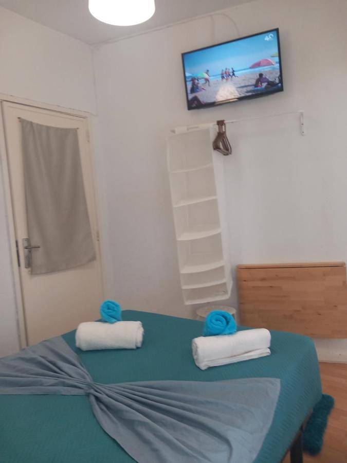 Gîte pour 2 personnes, avec vue ainsi que jardin et terrasse à Peniche - 3