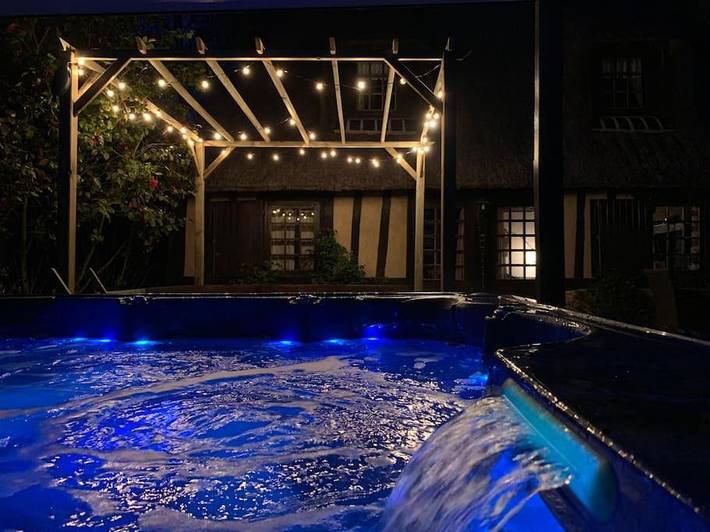 Location de vacances pour 8 personnes, avec jardin et jacuzzi à Saint-Philbert-sur-Risle - 2