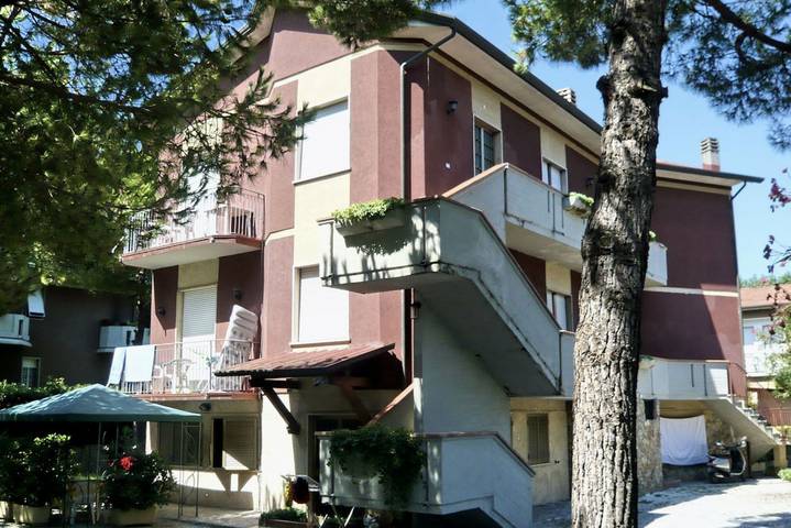 Ferienwohnung für 6 Personen, mit Balkon/Terrasse in Marina di Massa - 3