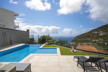 Holiday Home for 6 People in Arco da Calheta, Madeira, Photo 2