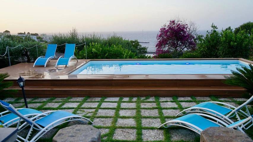 Villa pour 8 personnes, avec jacuzzi ainsi que jardin et piscine à Capri - 3