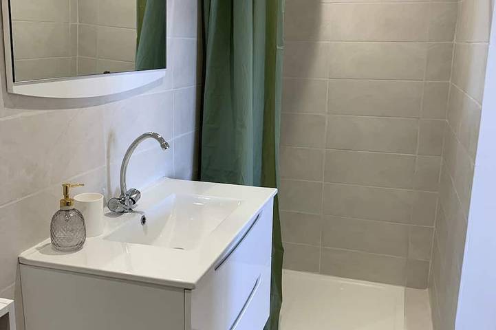 Entire apartment, Charmant T2 vue mer in Bastia, Cap Corse