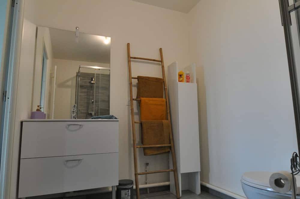 Entire apartment, Appartement Cosy Très Proche Disneyland Toutes Commodités in Chessy, Seine-et-Marne