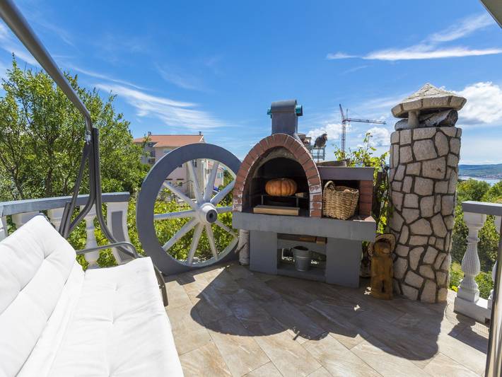 Villa für 12 Personen, mit Pool und Garten sowie Kinderpool in Crikvenica