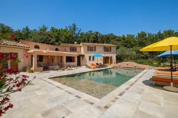 Villa for 14 People in Seillans, Draguignan region, Photo 3