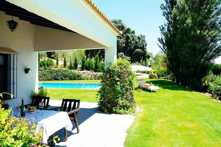 Gîte pour 4 personnes, avec jardin, animaux acceptés