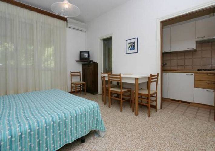 Camping für 5 Personen, mit Pool und Garten sowie Whirlpool und Kinderpool in Cavallino-Treporti - 3