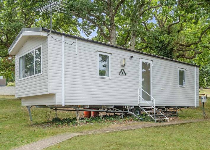 Caravan for 6 people on the Isle of Wight