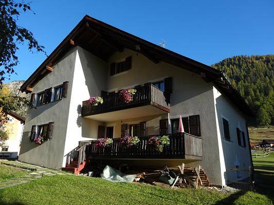 Ganze Ferienwohnung, Ferienhaus Plaun Grond - Schöne Ferienwohnung für 1-4 Personen, Parterre in Tschierv, Val Müstair