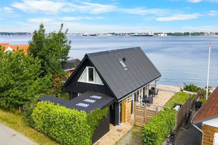 Ferienhaus für 4 Personen, mit Terrasse und Whirlpool - 1