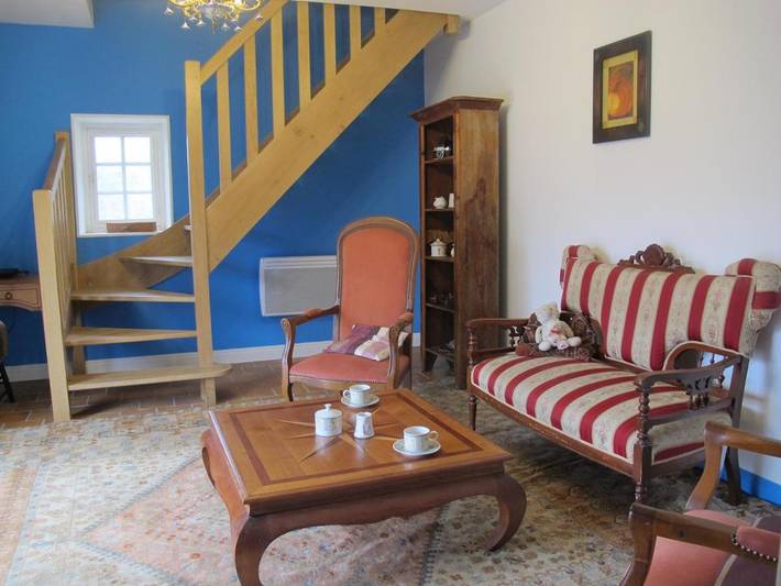 Location de vacances pour 2 personnes, avec jardin ainsi que vue et terrasse à Tursac - 3