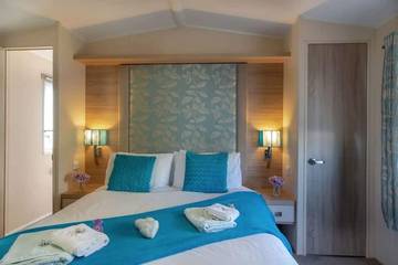 Static Caravan for 6 People in Weymouth, Jurassic Coast, Photo 2