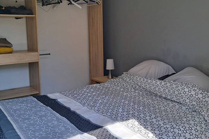 Location de vacances pour 6 personnes, avec jardin et terrasse à Carolles - 4