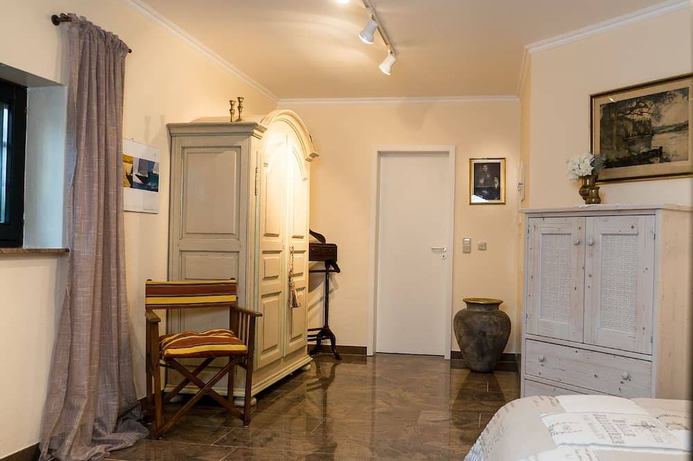 Appartement entier, Appartement de 3 pièces au bord du Vogelberg, au calme pente orientée au sud, in Ortenberg, Vettéravie