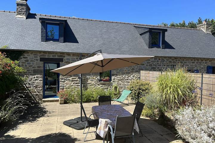 Gîte pour 6 personnes, avec terrasse et jardin dans Plage Pendruc