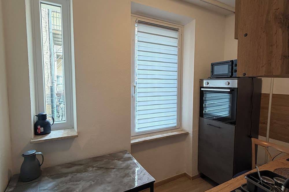 Ganze Wohnung, Gemütliches Apartment mit guter Anbindung zu den öffentlichen Verkehrsmitteln in Nürnberg, Franken