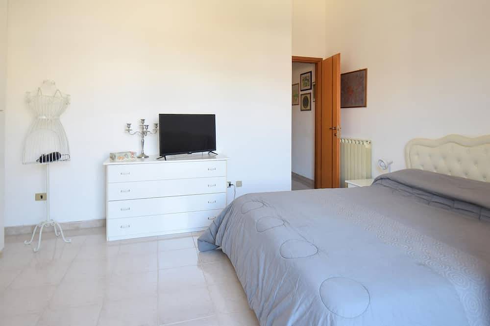 3 bedroom cozy home in Lavinio in Anzio, Province de Rome
