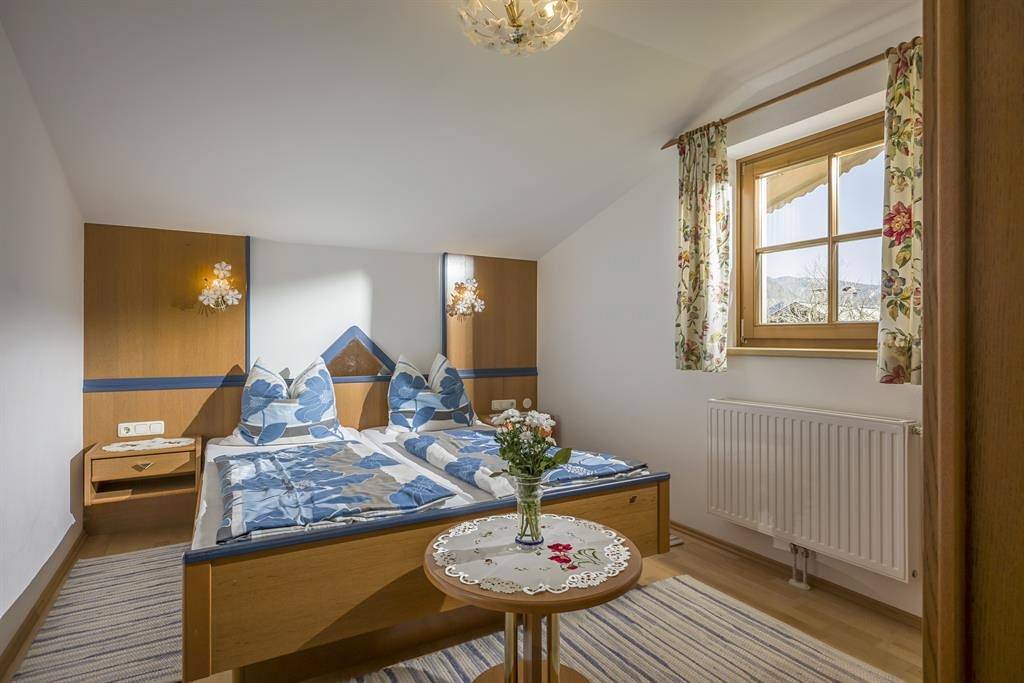 Geheel vakantieappartement, App/2 slaapkamers/douche, wc in Kössen, Kaisergebirge