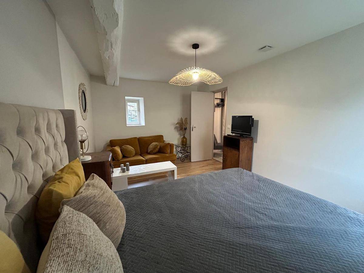 Appartement entier, L'annexe in Venouse, Région d'Auxerre