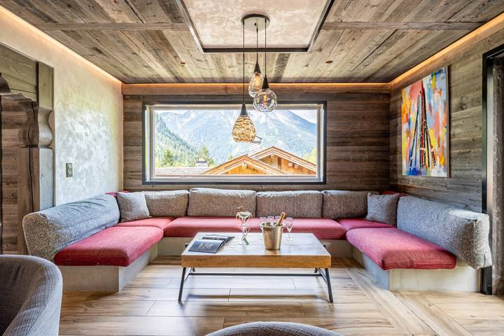 Gîte pour 19 personnes, avec jardin ainsi que sauna et jacuzzi à Champagny-en-Vanoise - 4