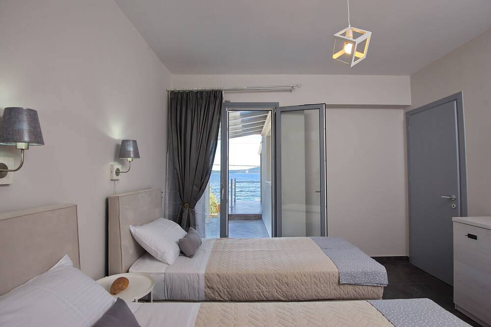 Enjoy the private pool at fully equipped, modern beach house. in Alonissos