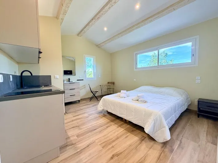 Apartamento de vacaciones para 2 personas, con vistas además de jardín y terraza - 1