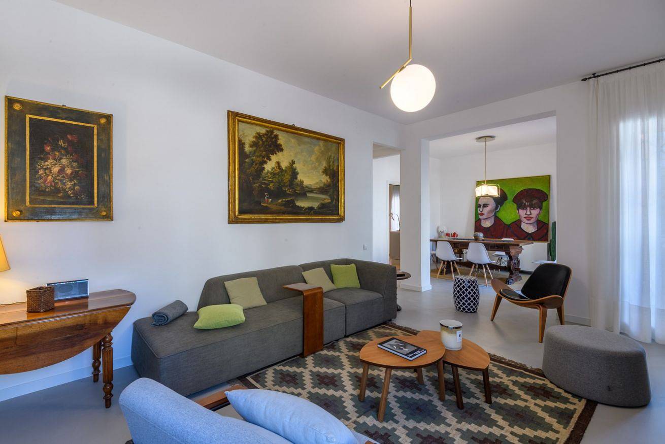 Entire apartment, Guesthost - Trieste 153 Cozy Balcony Apartment in Pesaro, Valle del Metauro