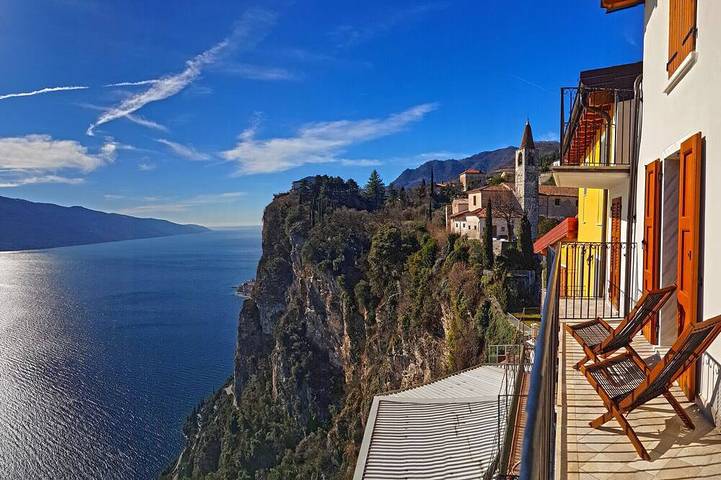 Chalet voor 5 personen, met balkon aan het Gardameer