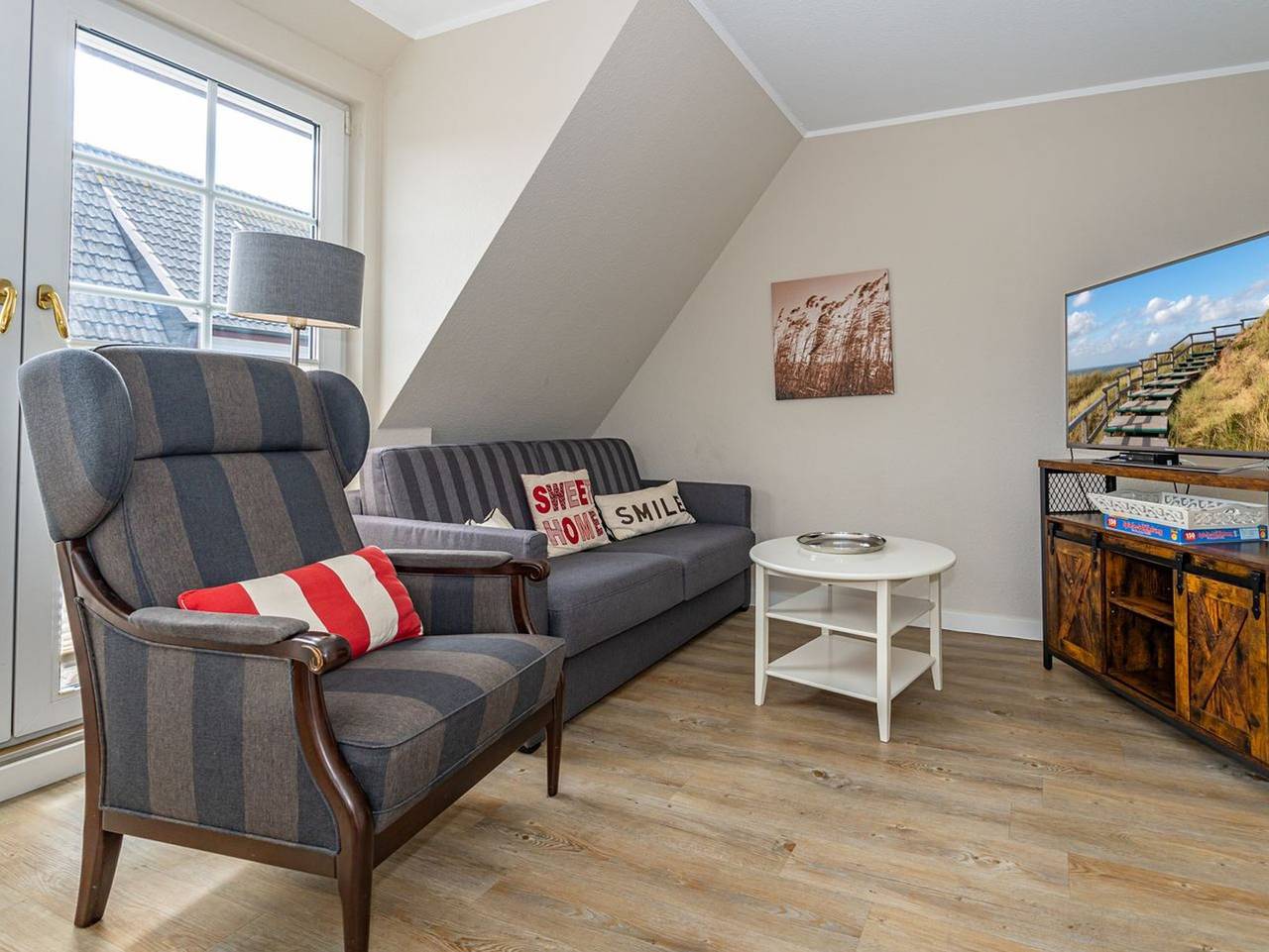 Ganze Ferienwohnung, Lorena - Ferienwohnung für bis zu 3 Personen mit Balkon. - nur 450 Meter bis zum Strand! in Westerland, Sylt (Gemeinde)