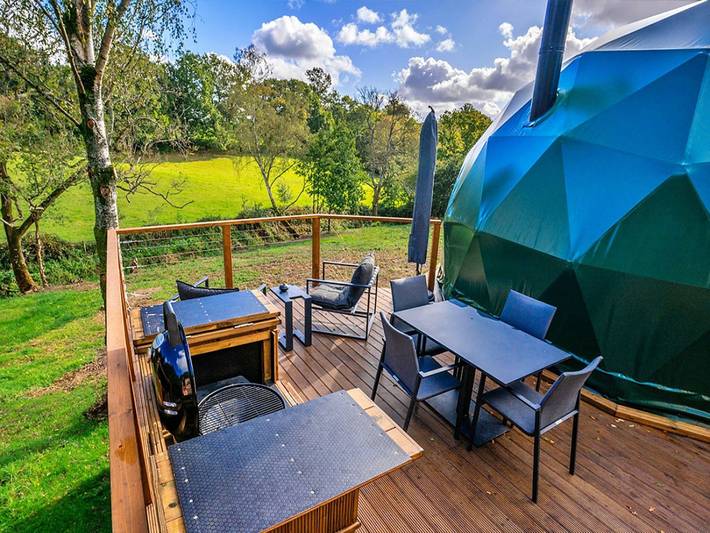 Luxury Dome in Kent near Hever Castle in Chiddingstone, Kent