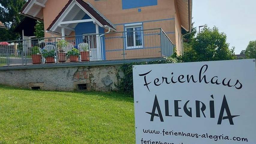 Ferienhaus für 6 Personen, mit Terrasse und Garten - 1