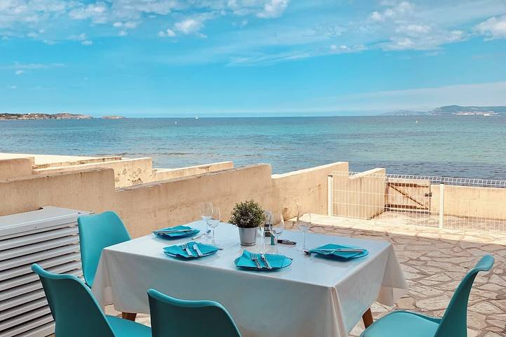 Gîte pour 3 personnes, avec terrasse dans Plage Du Rayolet