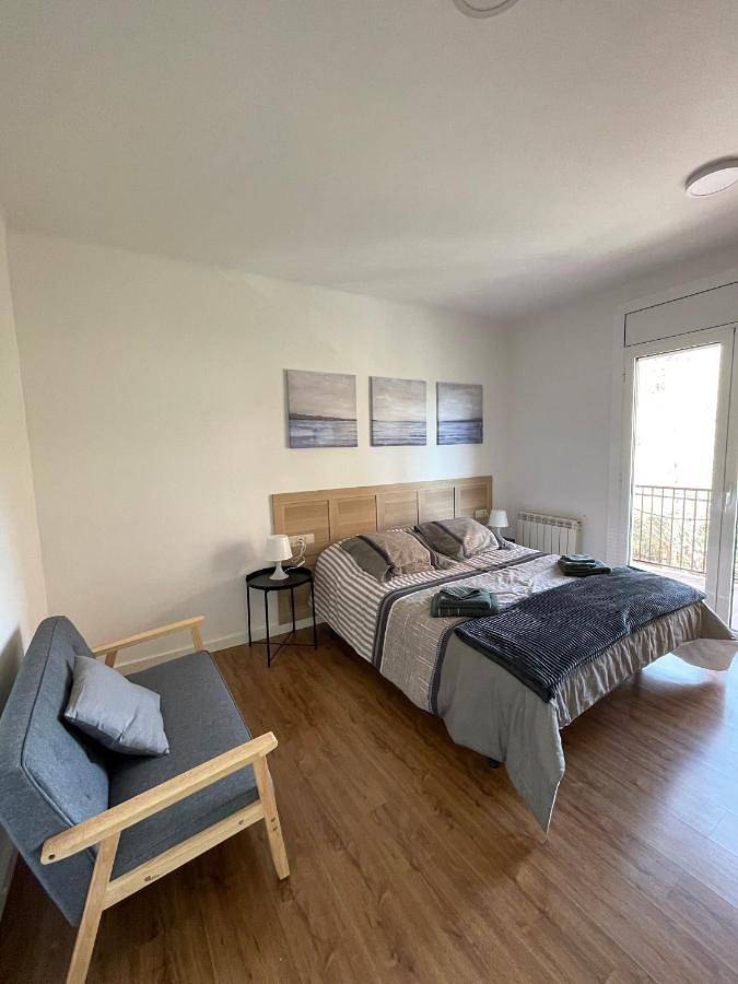Ganze Wohnung, Three-Bedroom Apartment in Berga, Barcelona Provinz