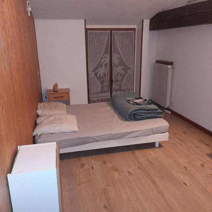 Gîte pour 2 personnes, avec vue et jardin à Jarrie - 4