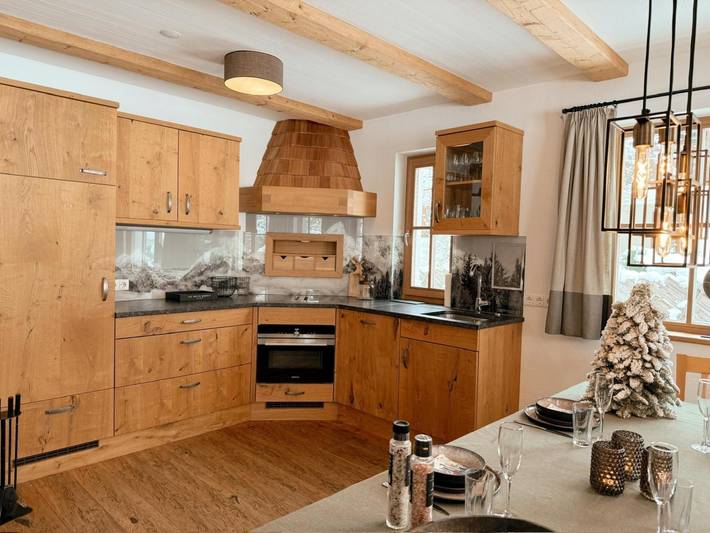 Chalet für 8 Personen, mit Sauna und Balkon sowie Pool und Garten in Wagrain - 4