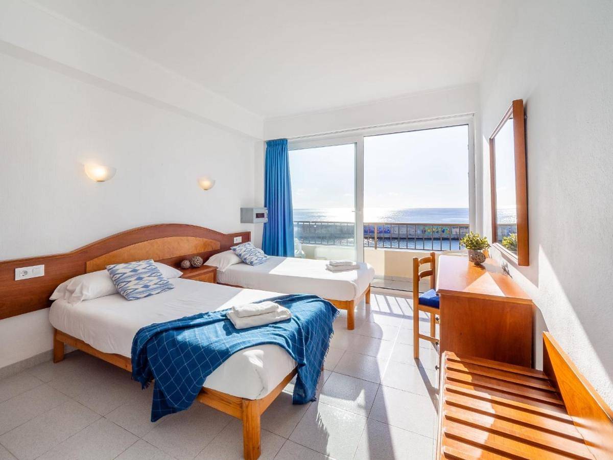 Hostal Port Corona in Cala Ratjada, Capdepera