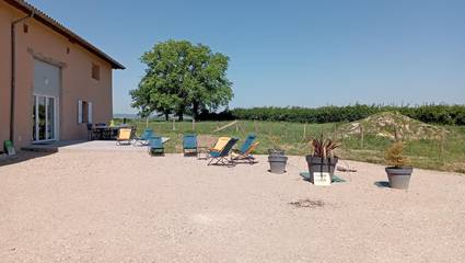 Gîte pour 14 Personnes dans Saint-Bénigne, Auvergne-Rhône-Alpes, Photo 1