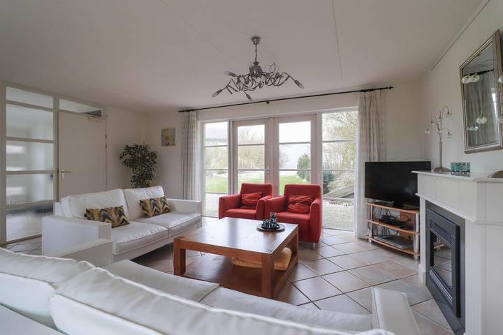 Ferienhaus für 6 Personen, mit Balkon/Terrasse und Terrasse sowie Garten in Makkum - 4