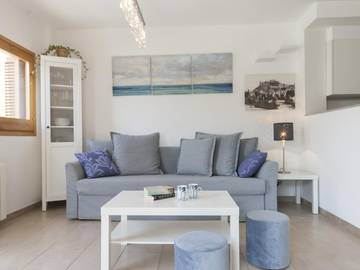 Vacation Apartment for 4 Guests in Tossa de Mar, Costa Brava, Picture 2