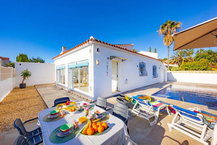 Casa rural para 4 personas, con Terraza y Jardín en Calpe - 2