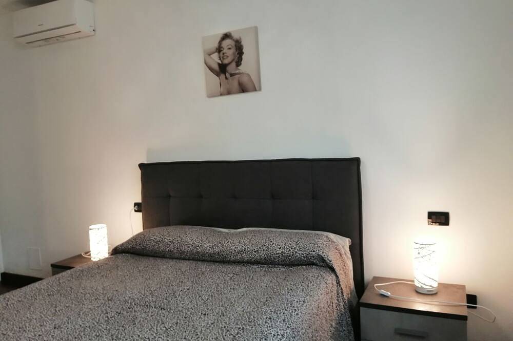 Entire apartment, New and lovely in Cremona, Cremona Province